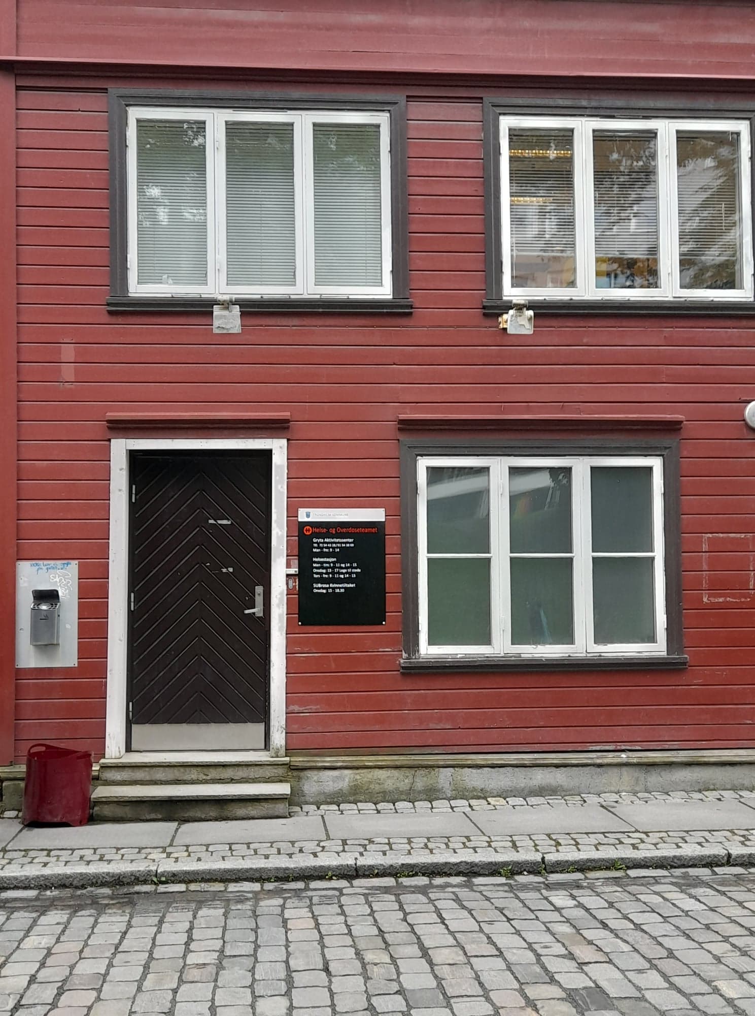 HUSET Trondheim er et brukerstyrt hus for personer i aktiv rus og under rehabilitering.