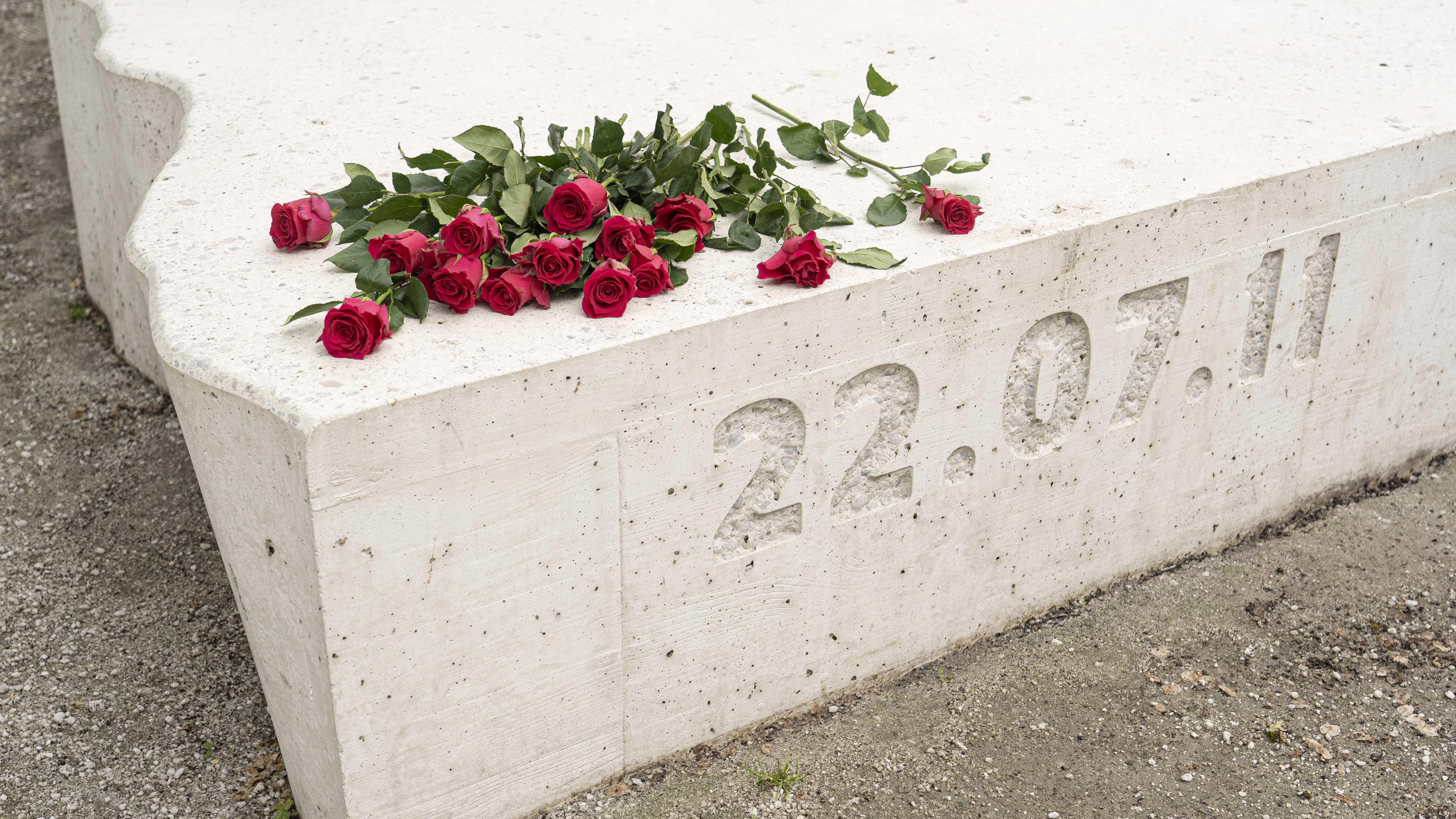 inngravert dato 22.07.2011 på minnestedet i Tordenskildsparkenitt fra 