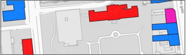 rød, lilla og blå hus på kart