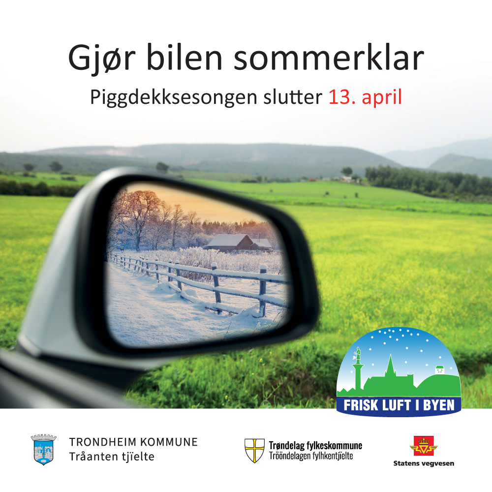 Piggdekksesongen slutter 13.april. Bildet viser utsikten fra en bil, med et gr&oslash;nt jorde foran, og i speilet p&aring; bilen kan man se et sn&oslash;dekt landskap som blir lagt bak seg.