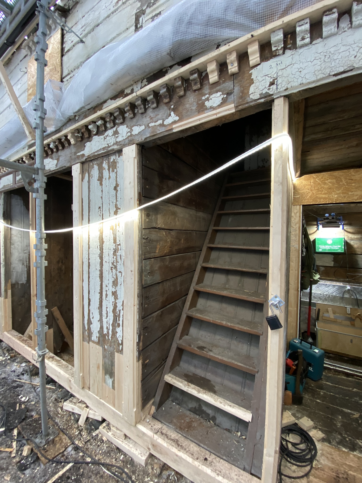 Utskifting av gamle dører