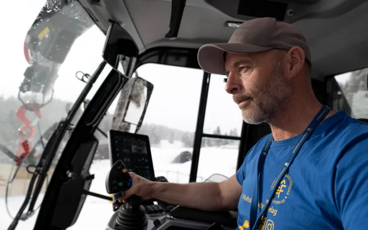 Portrett av Roger i løypemaskinen