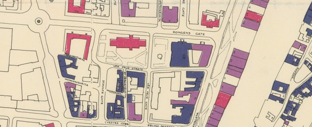 r&oslash;d, lilla og bl&aring; hus med antikvarisk verdi p&aring; kart.