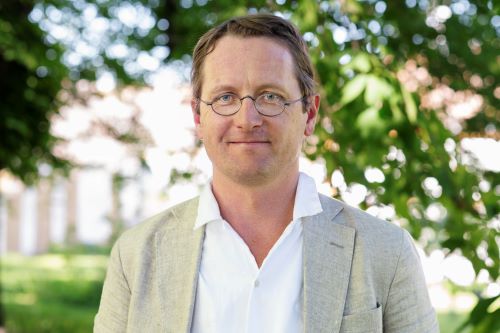 Trond &Aring;m, portrett