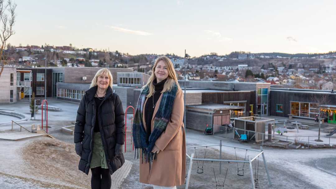 Rektor Elin Østgaard ved Nardo skole og styrer Monica Torvik Svalby ved Nissekollen barnehager