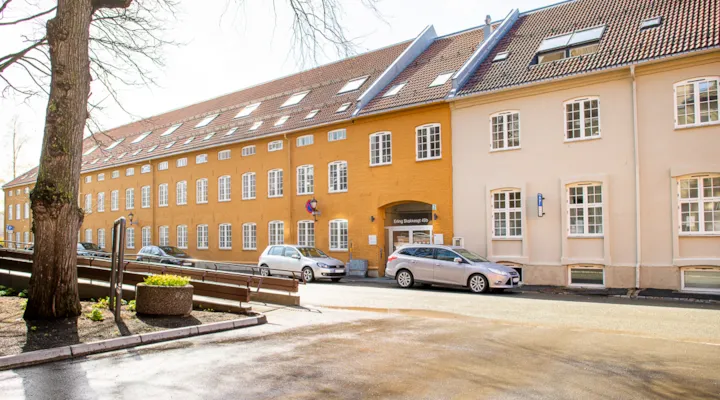 KKS holder til i Erling Skakkesgate 49B