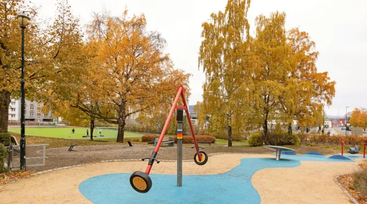 En humpedisse med mykt gummiunderlag