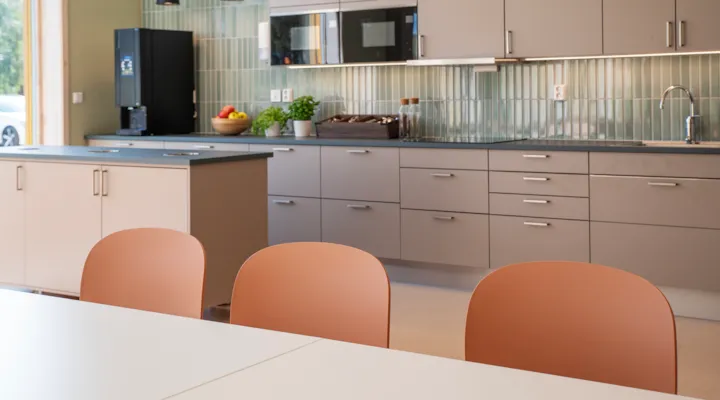 Bilde av romslig kjøkken